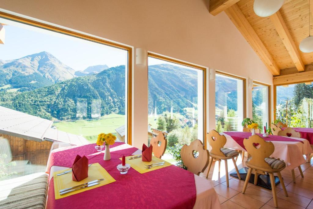 Hotel Cuntera Curaglia Exterior photo